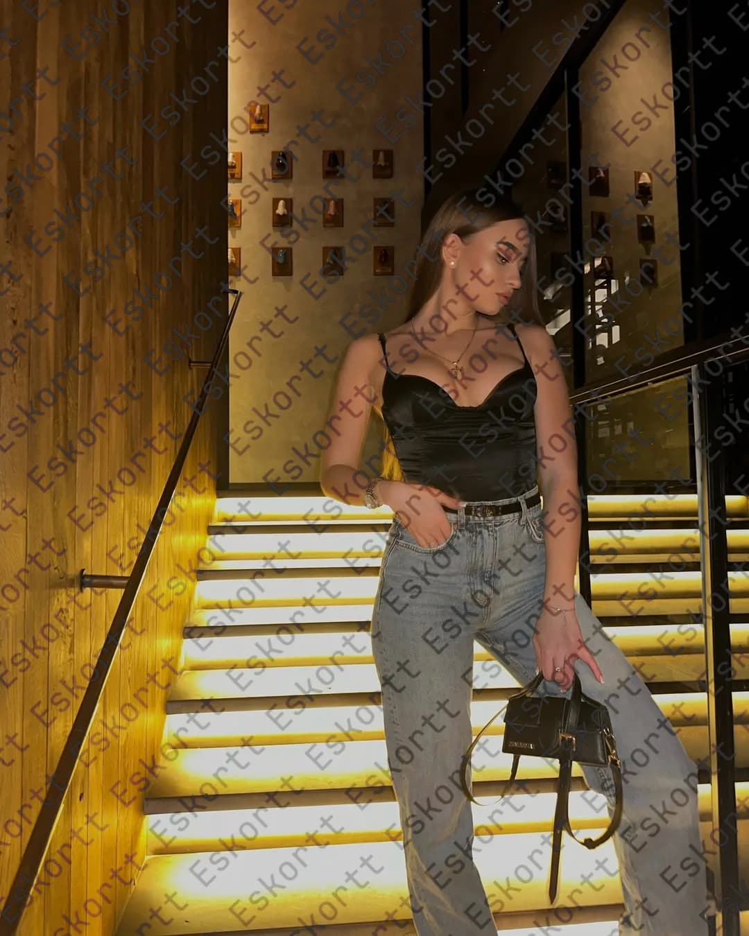 Noelle escort in Moscow