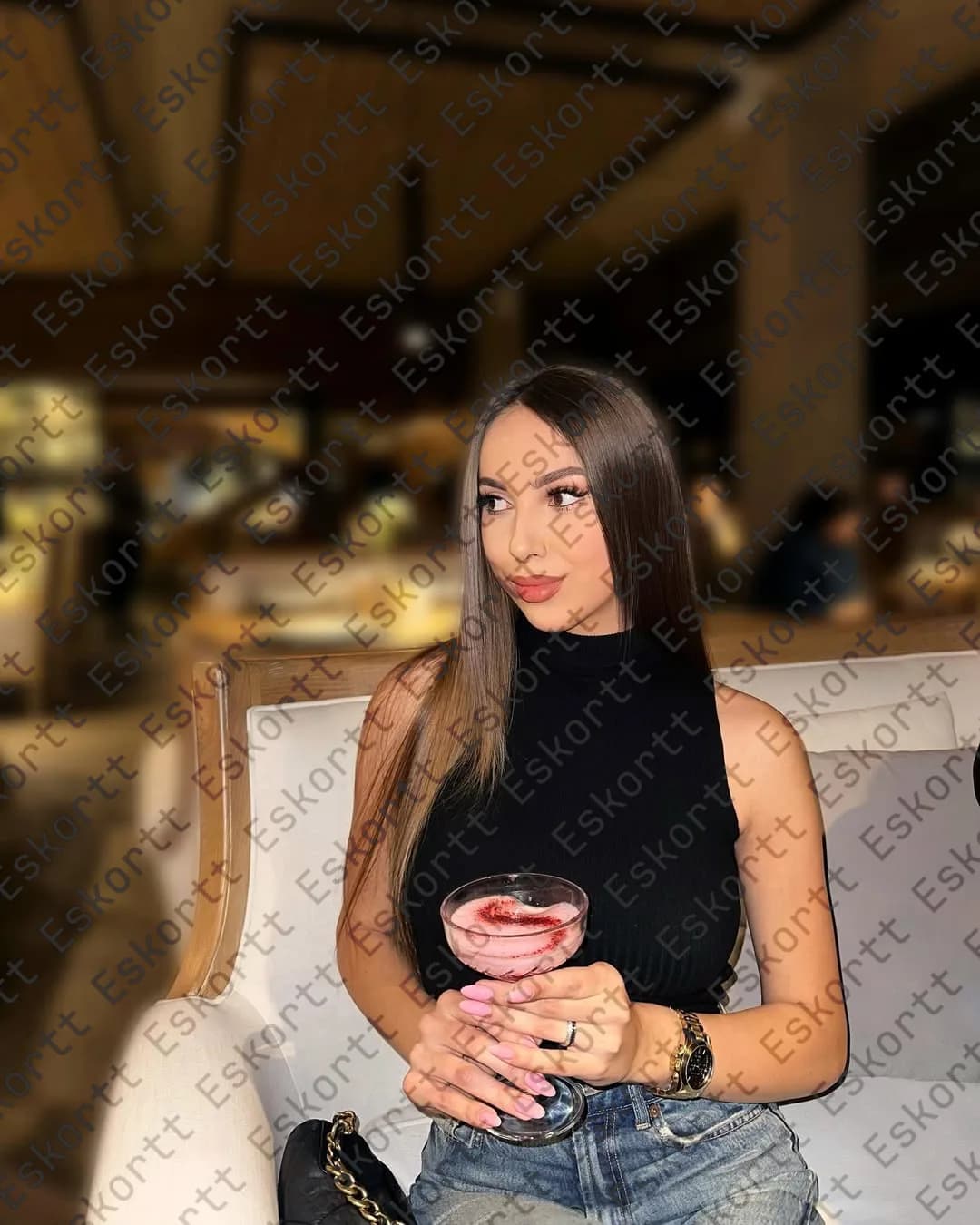 Alessia escort in Moscow