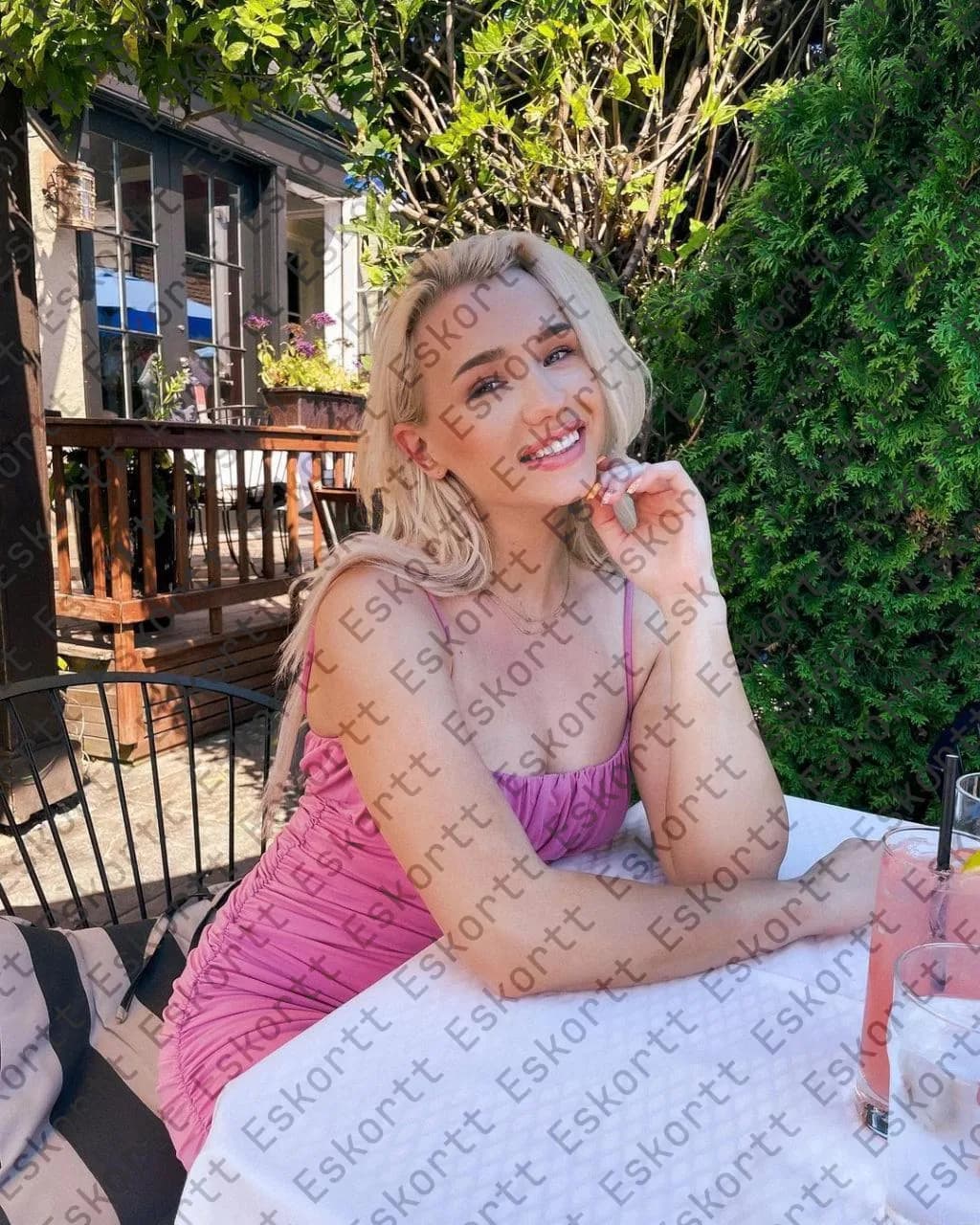 Cassandra escort in Moscow