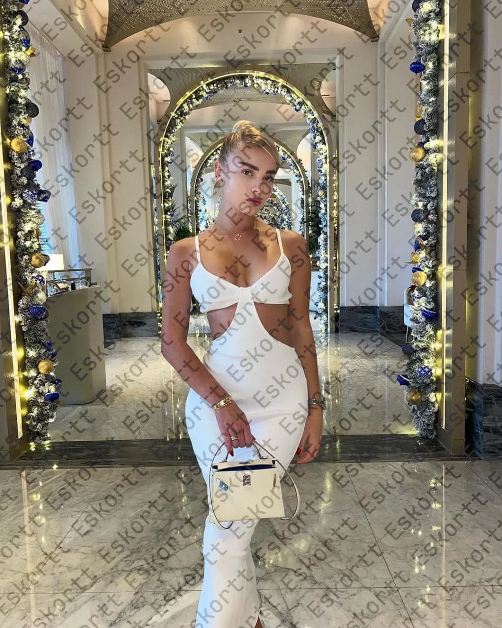 Eden escort in Moscow