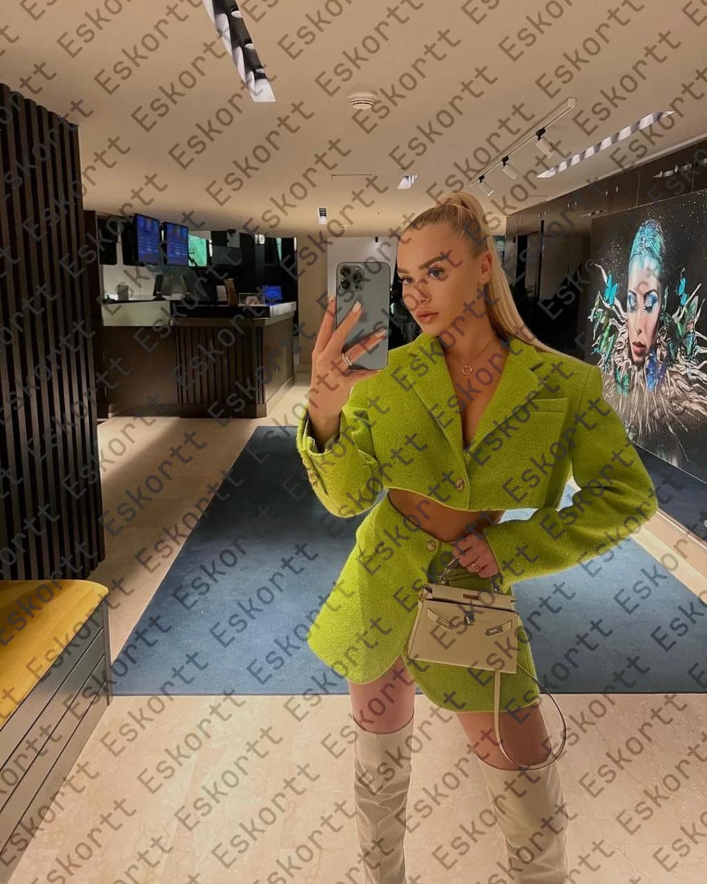 Eden escort in Moscow