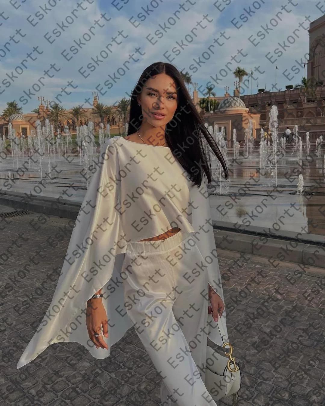 Fiona escort in Moscow