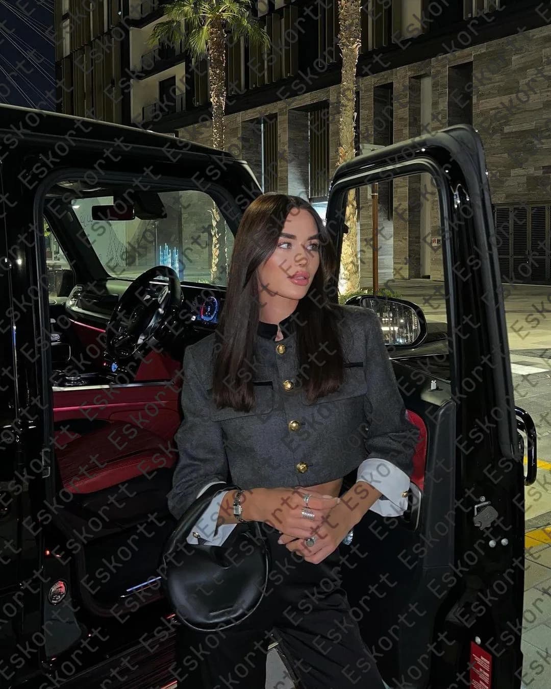 Fiona escort in Moscow