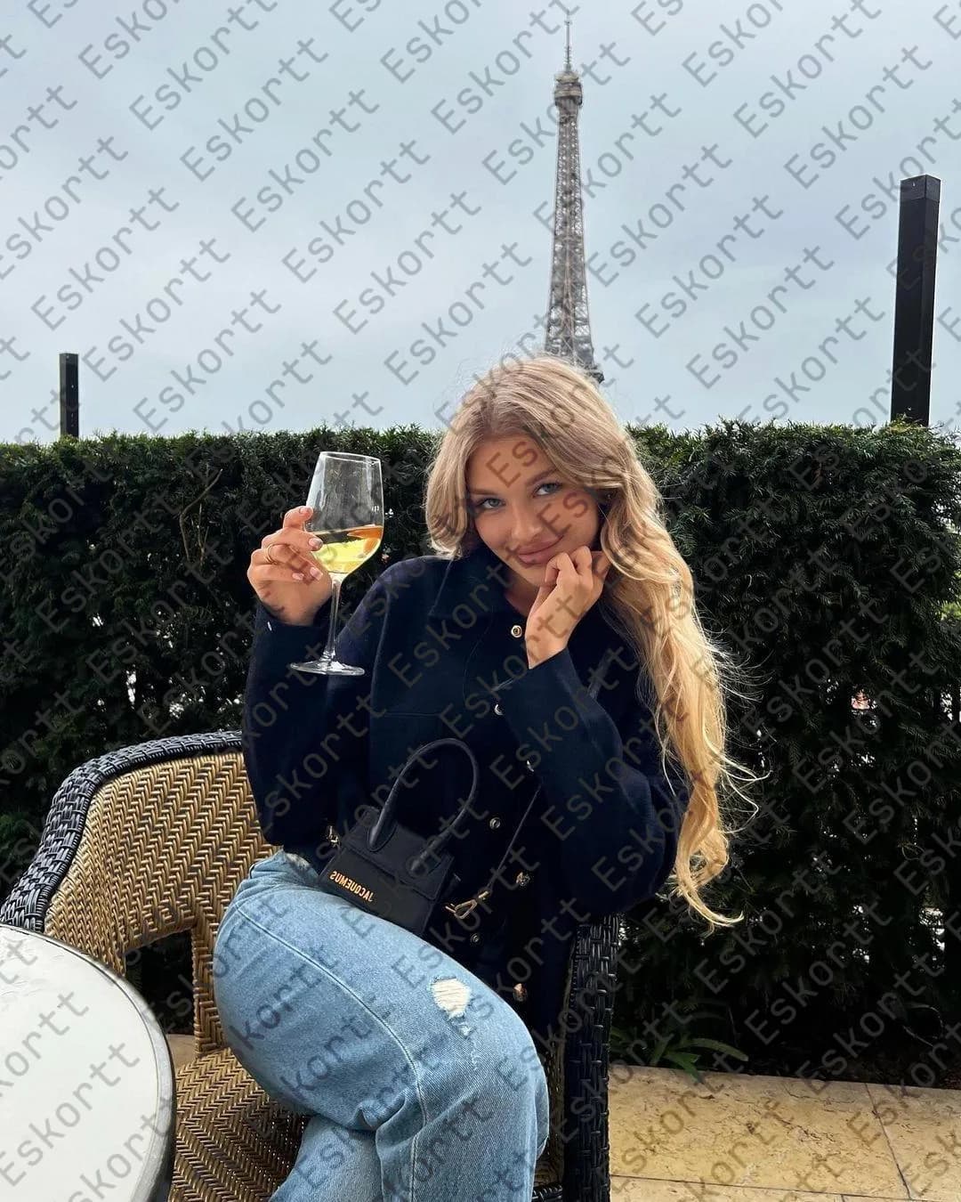 Georgia escort in Moscow