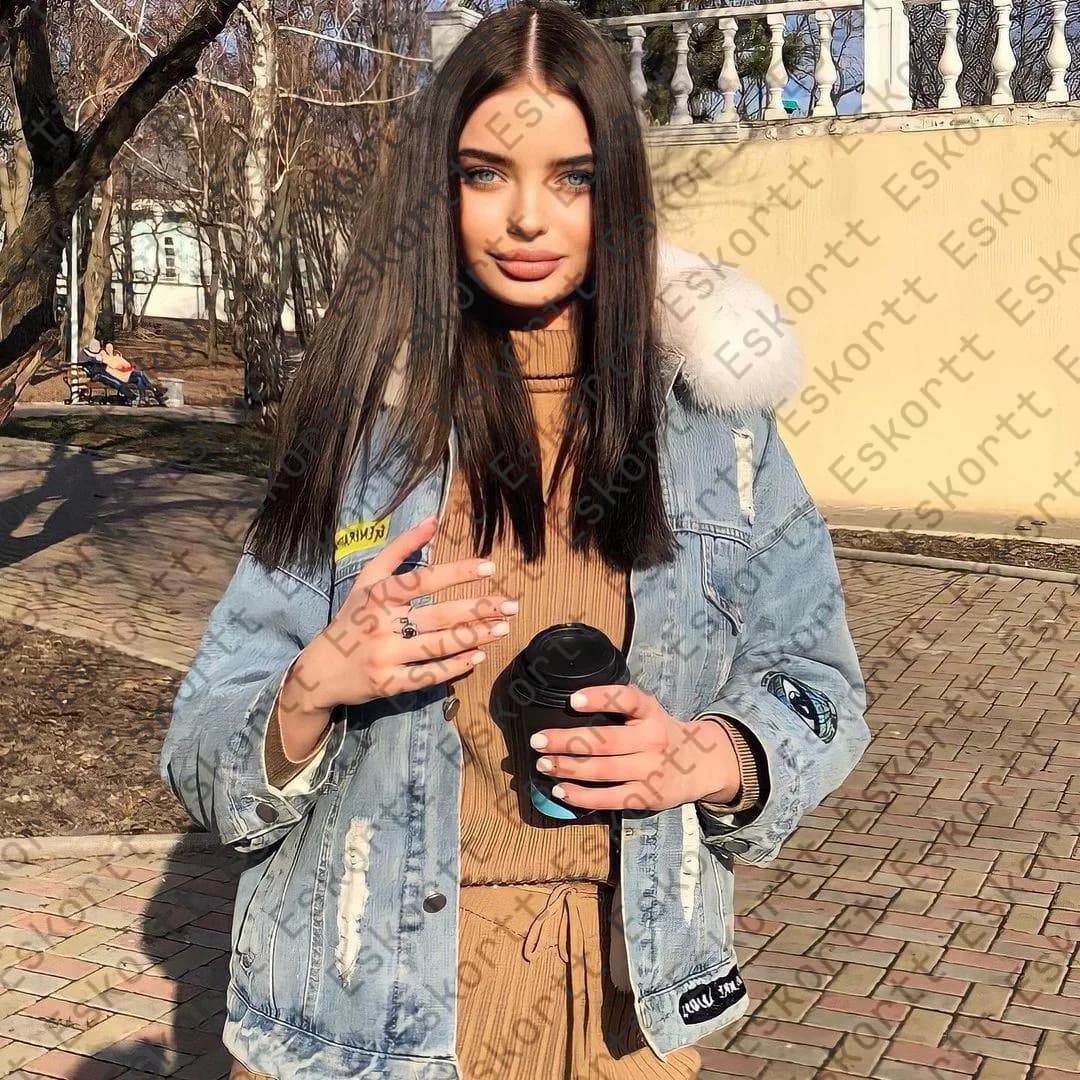 Kaitlyn escort in Moscow