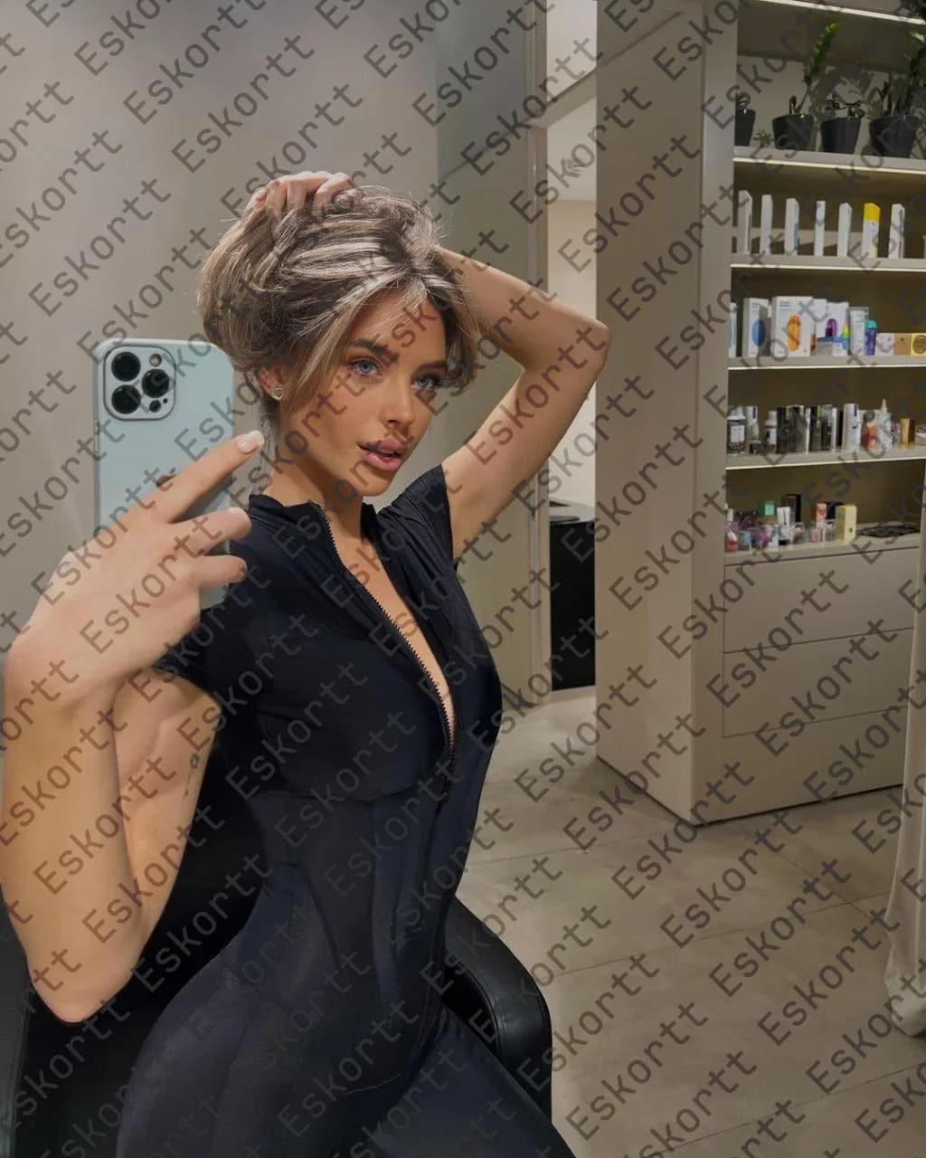 Kiera escort in Moscow