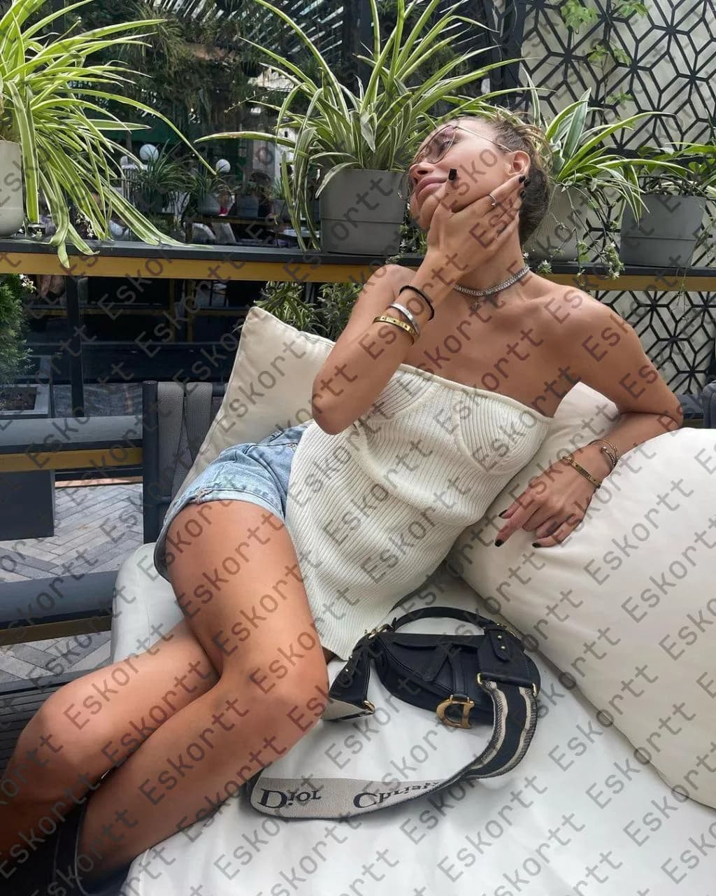 Lara escort in Moscow