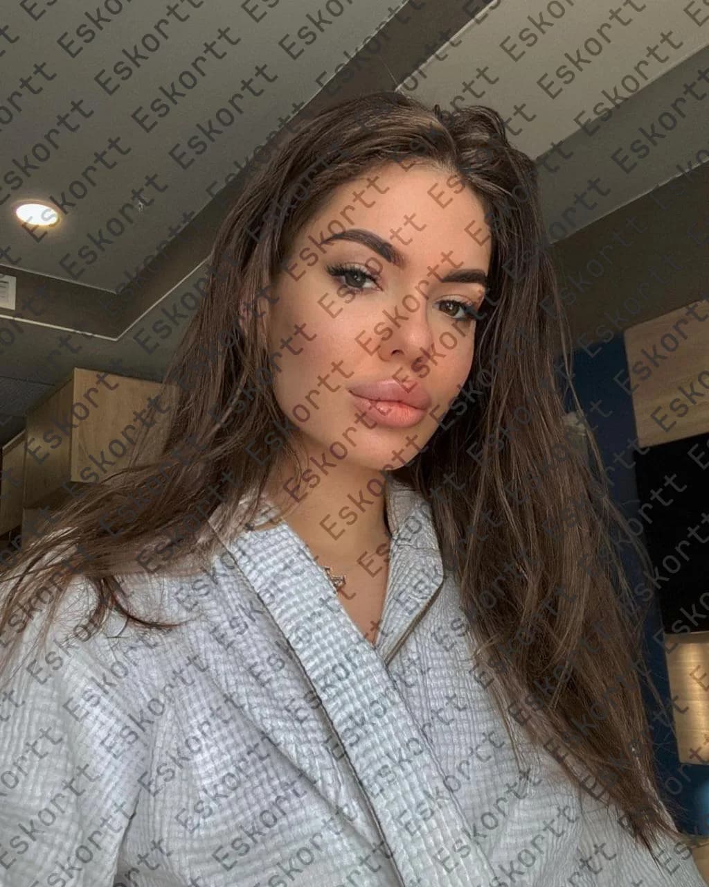 Lacey escort in Moscow