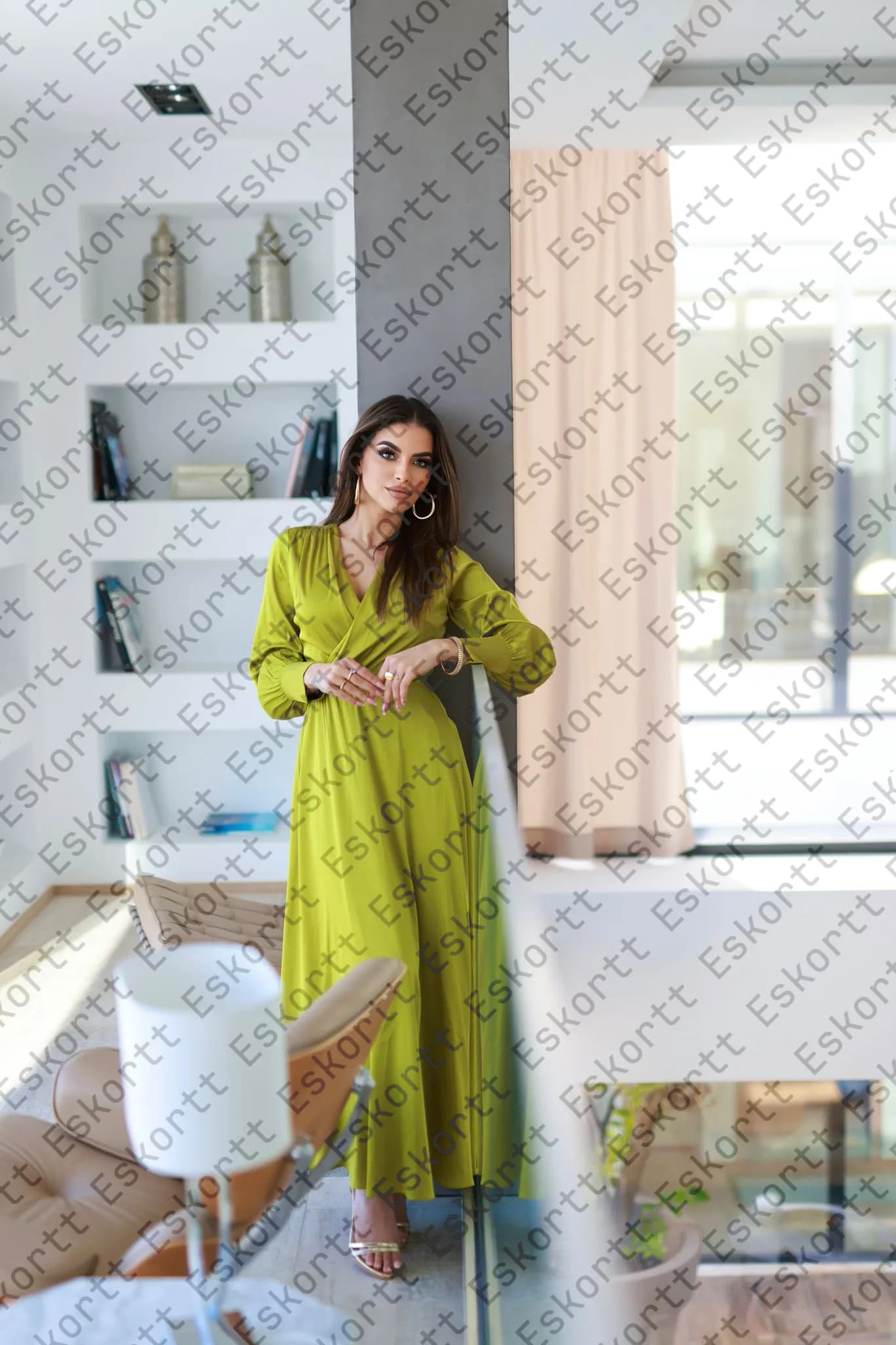 Lindsay escort in Moscow