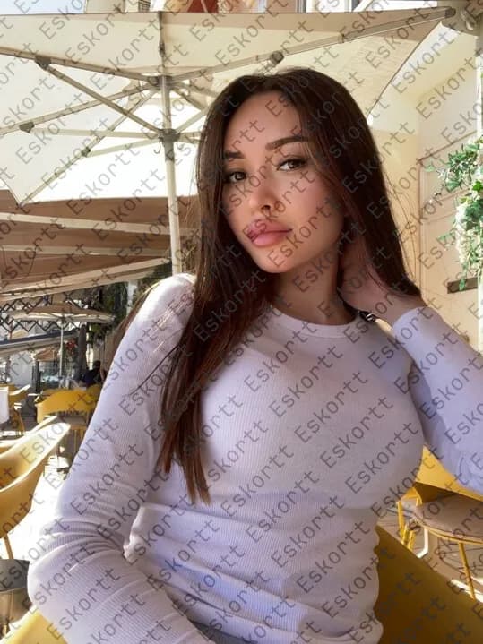 Lola escort in Moscow