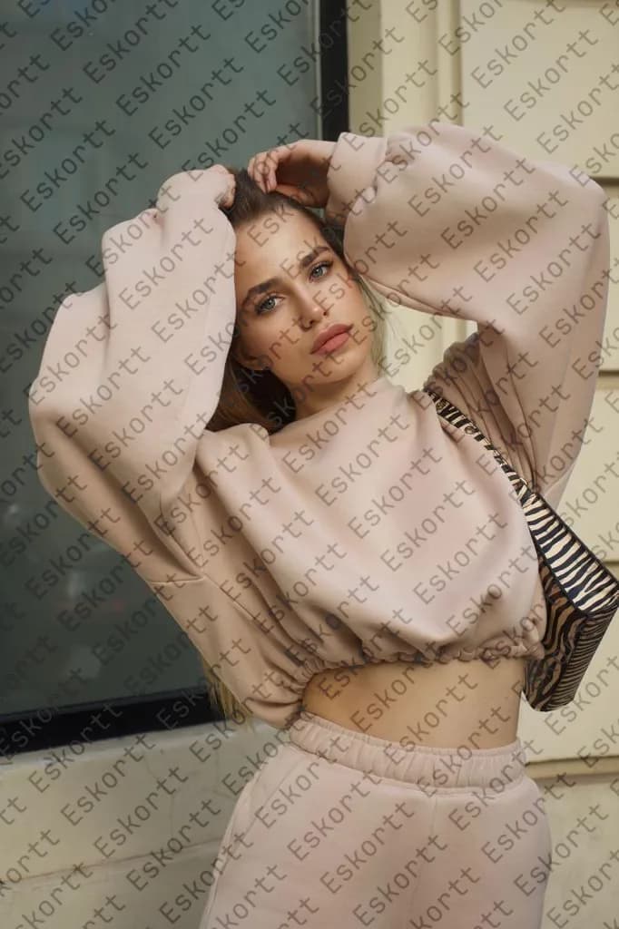 Lucia escort in Moscow