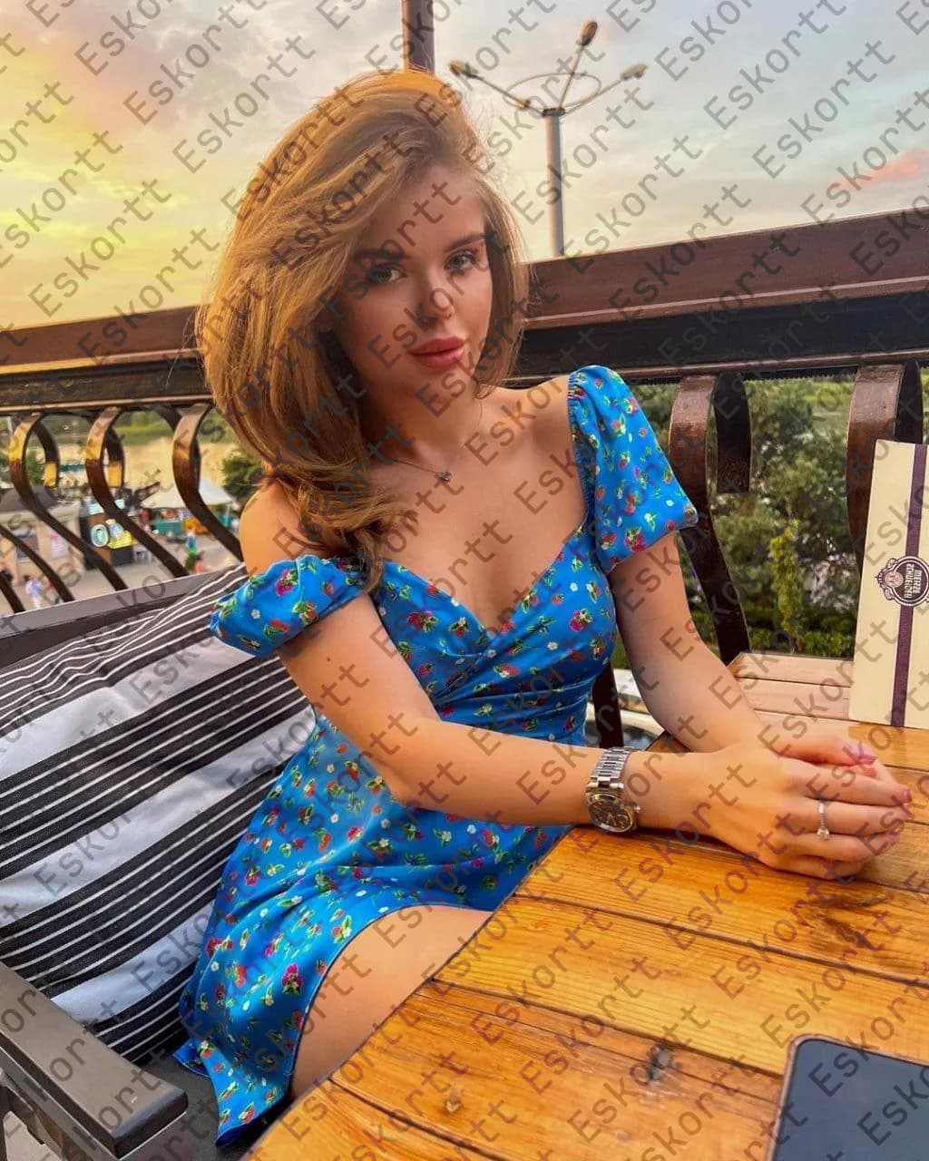 Madelyn escort in Moscow