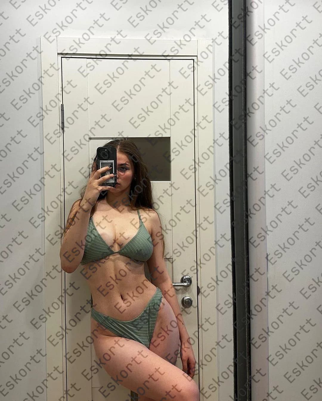 Romy escort in Moscow