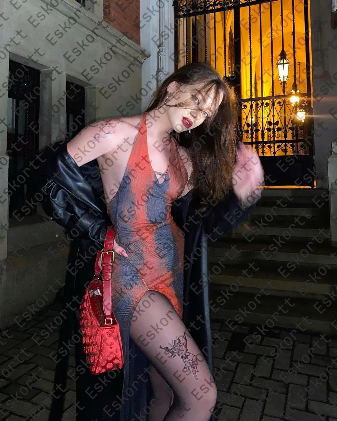 Rowan escort in Moscow