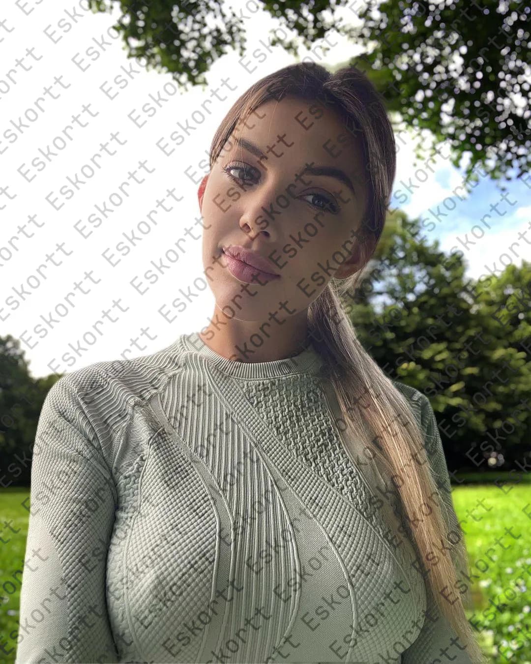 Paloma escort in Moscow