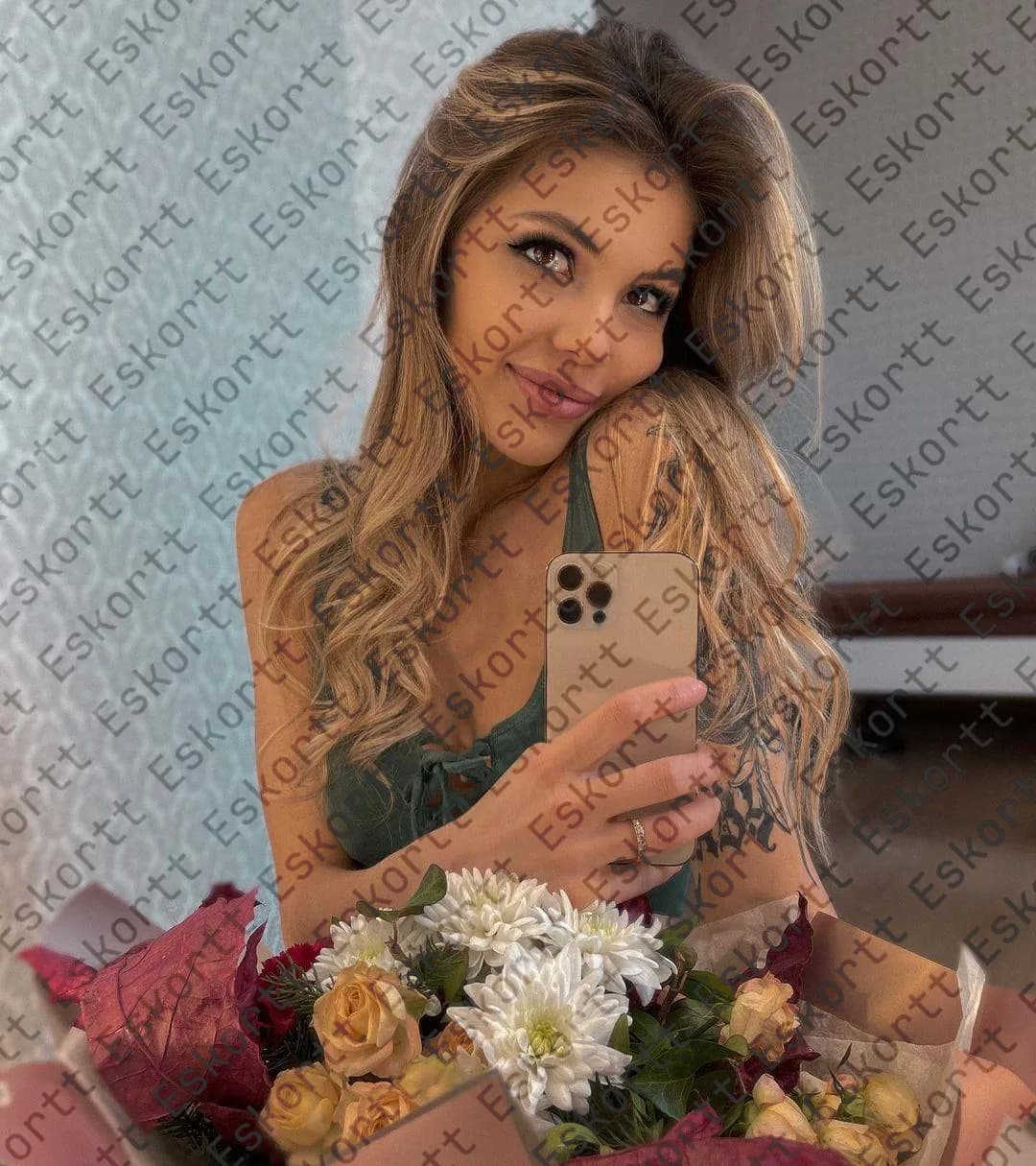 Paloma escort in Moscow