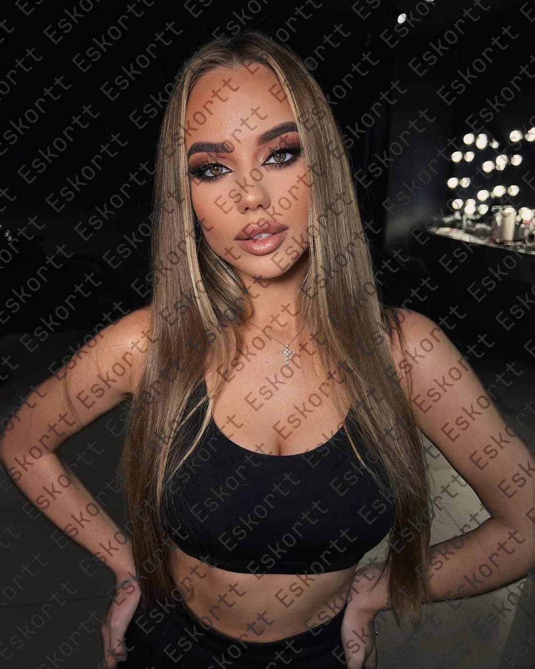 Nessa escort in Moscow