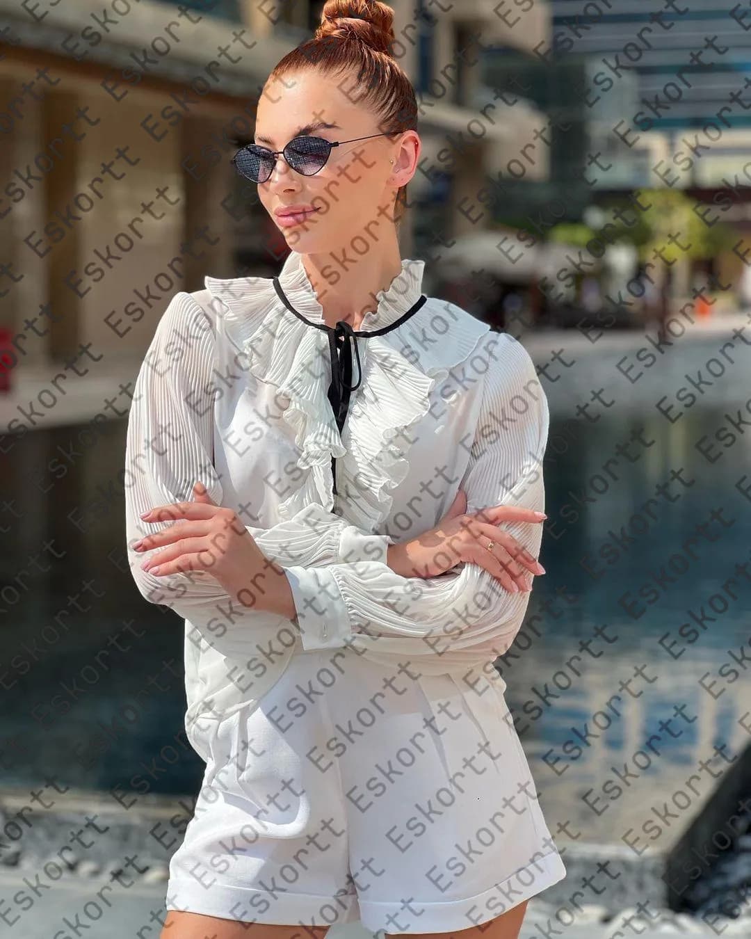 Monica escort in Moscow