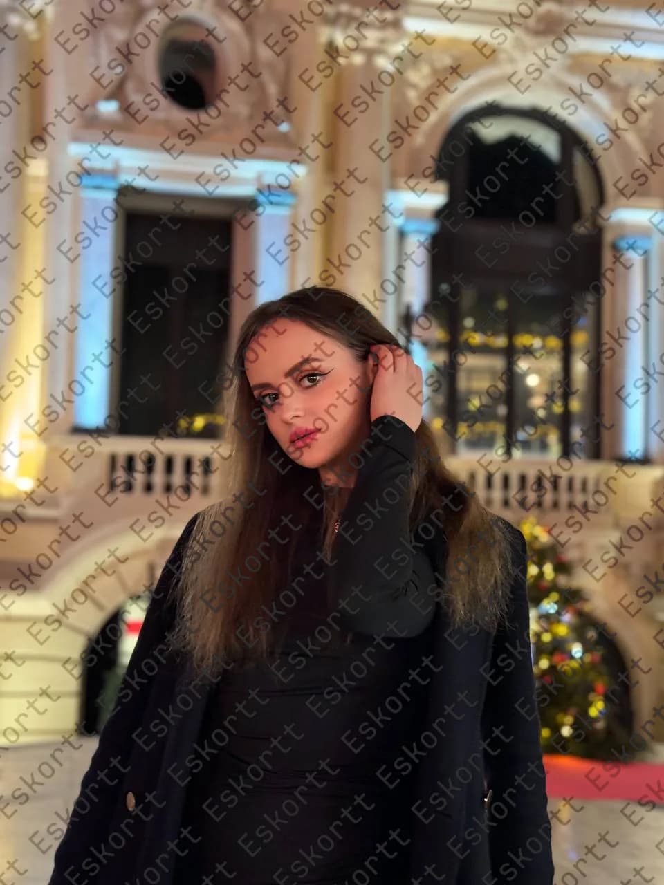 Riley escort in Moscow