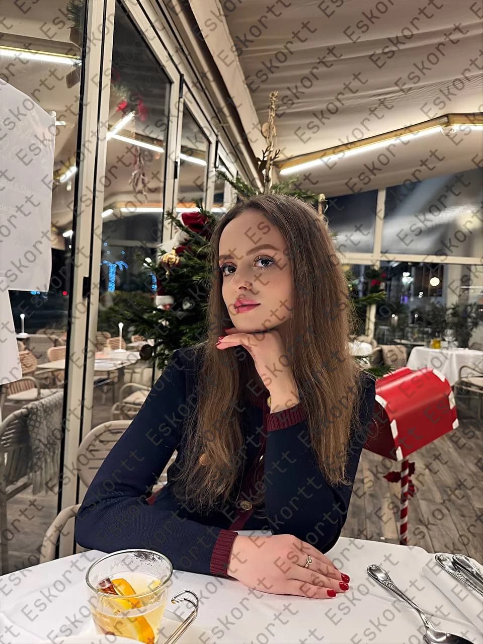 Riley escort in Moscow