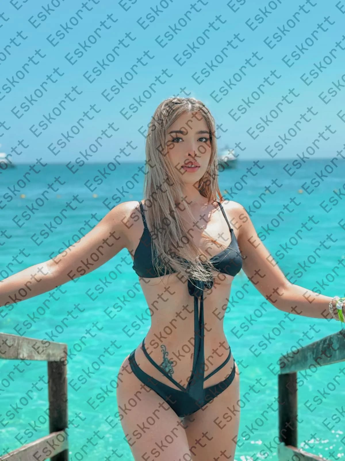 Ruby escort in Moscow