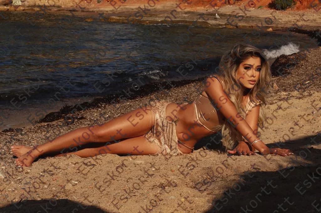 Ruby escort in Moscow