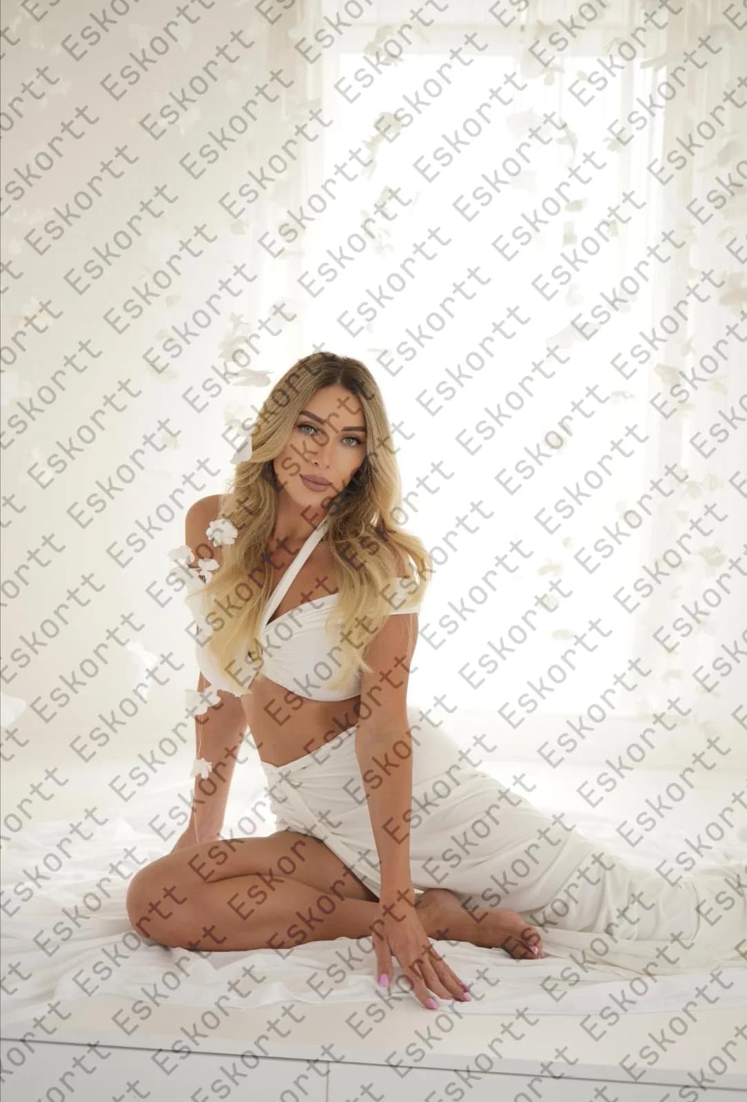 Sadie escort in Moscow