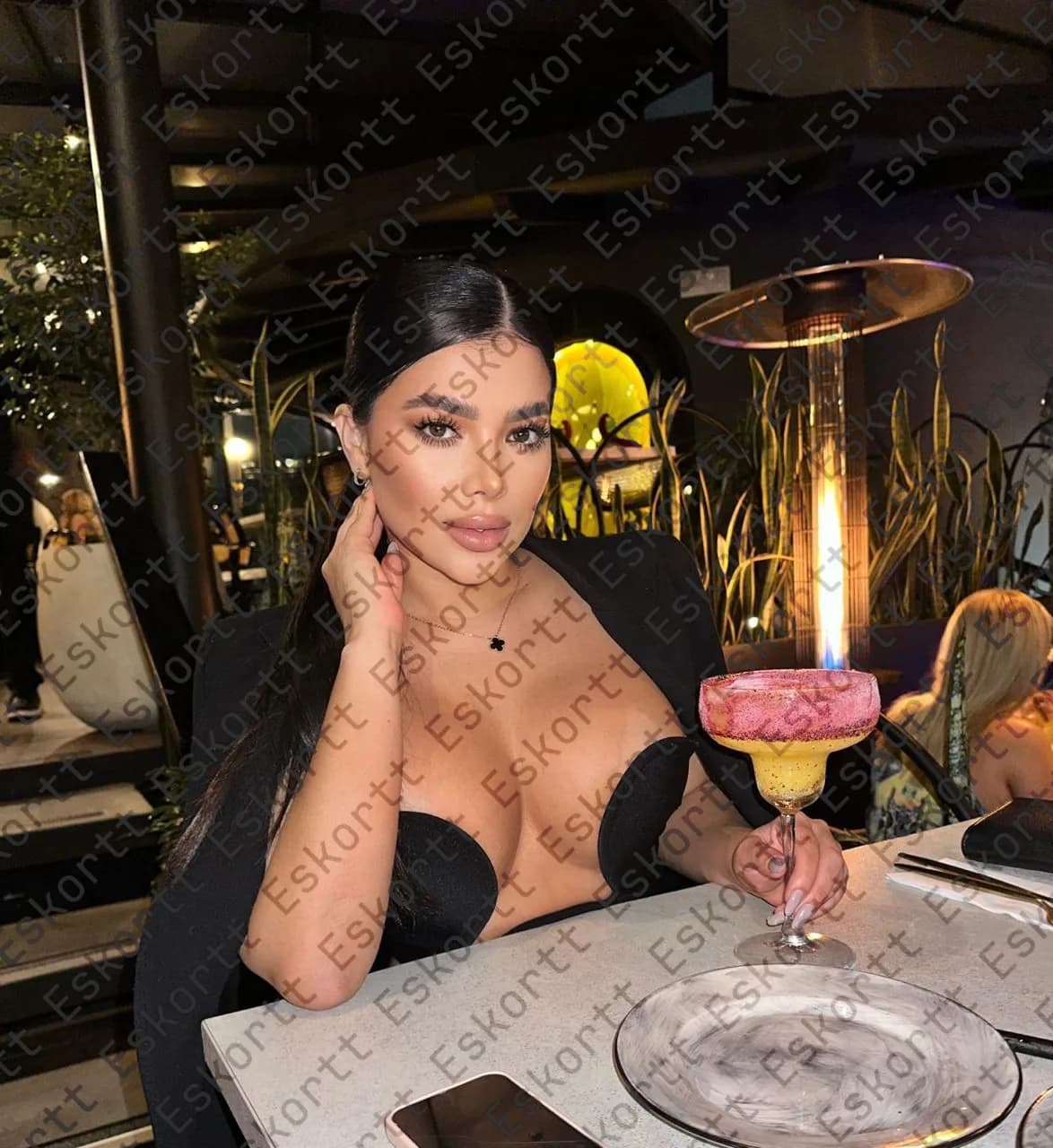 Serena escort in Moscow