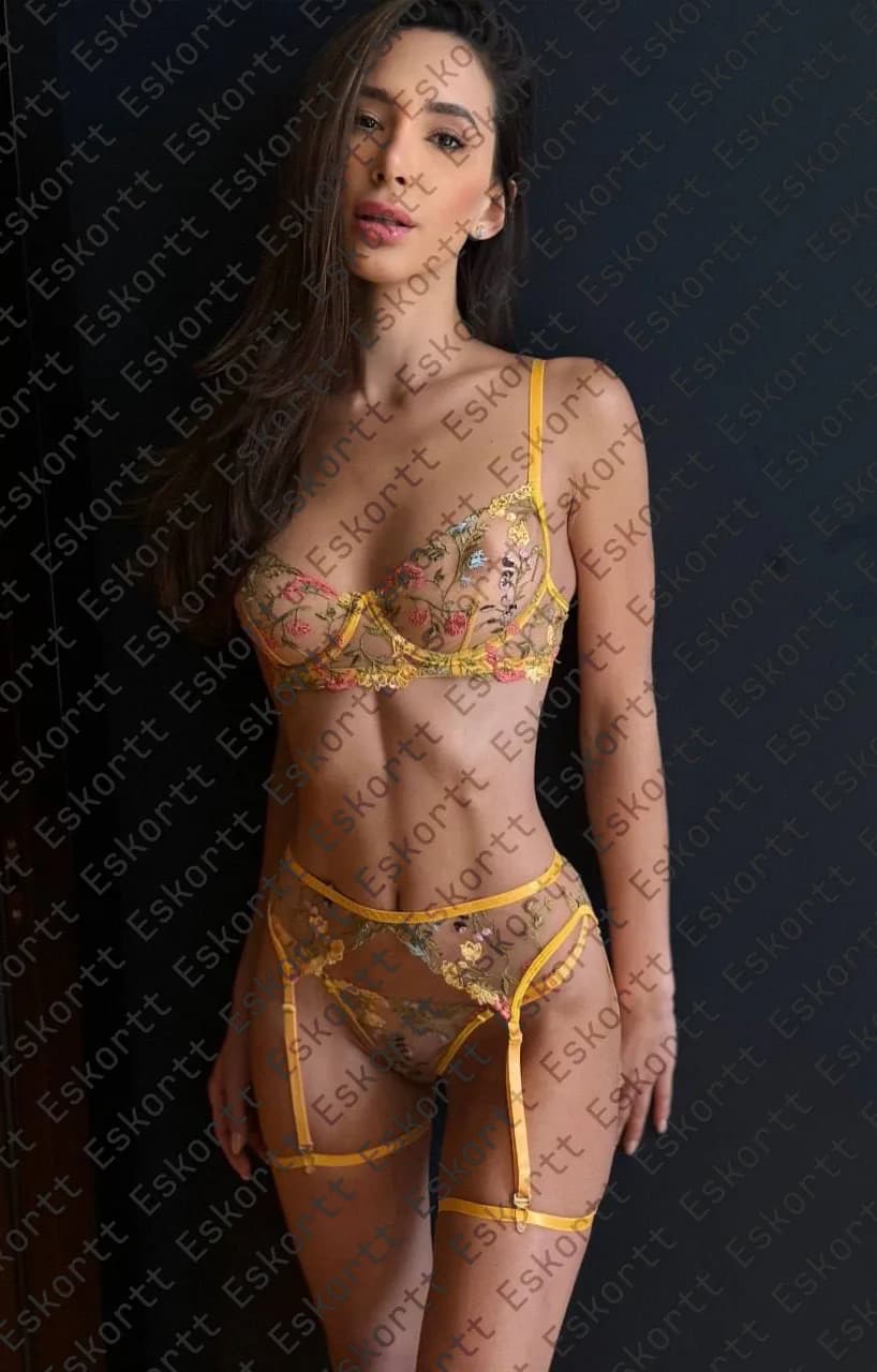 Talia escort in Moscow