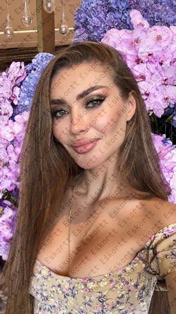 Valentina escort in Moscow
