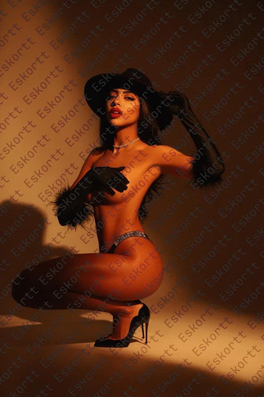 Vanessa escort in Moscow