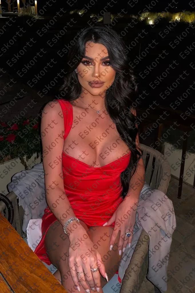 Vivienne escort in Moscow