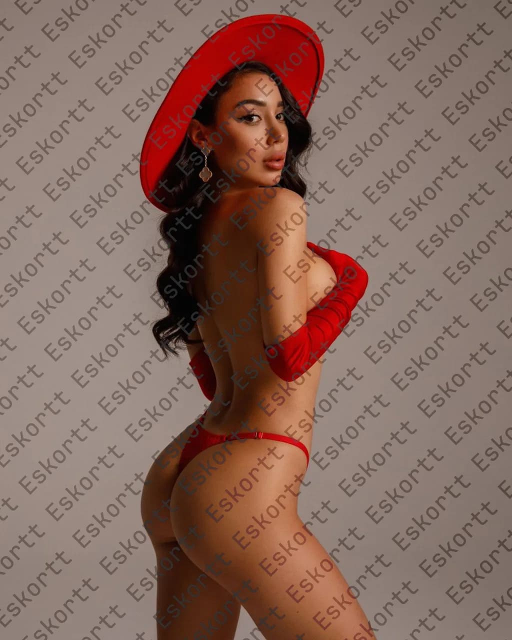 Adriana escort in Moscow