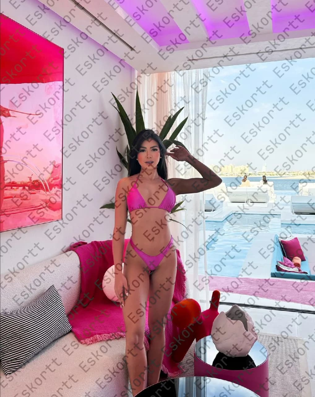 Amalia escort in Moscow