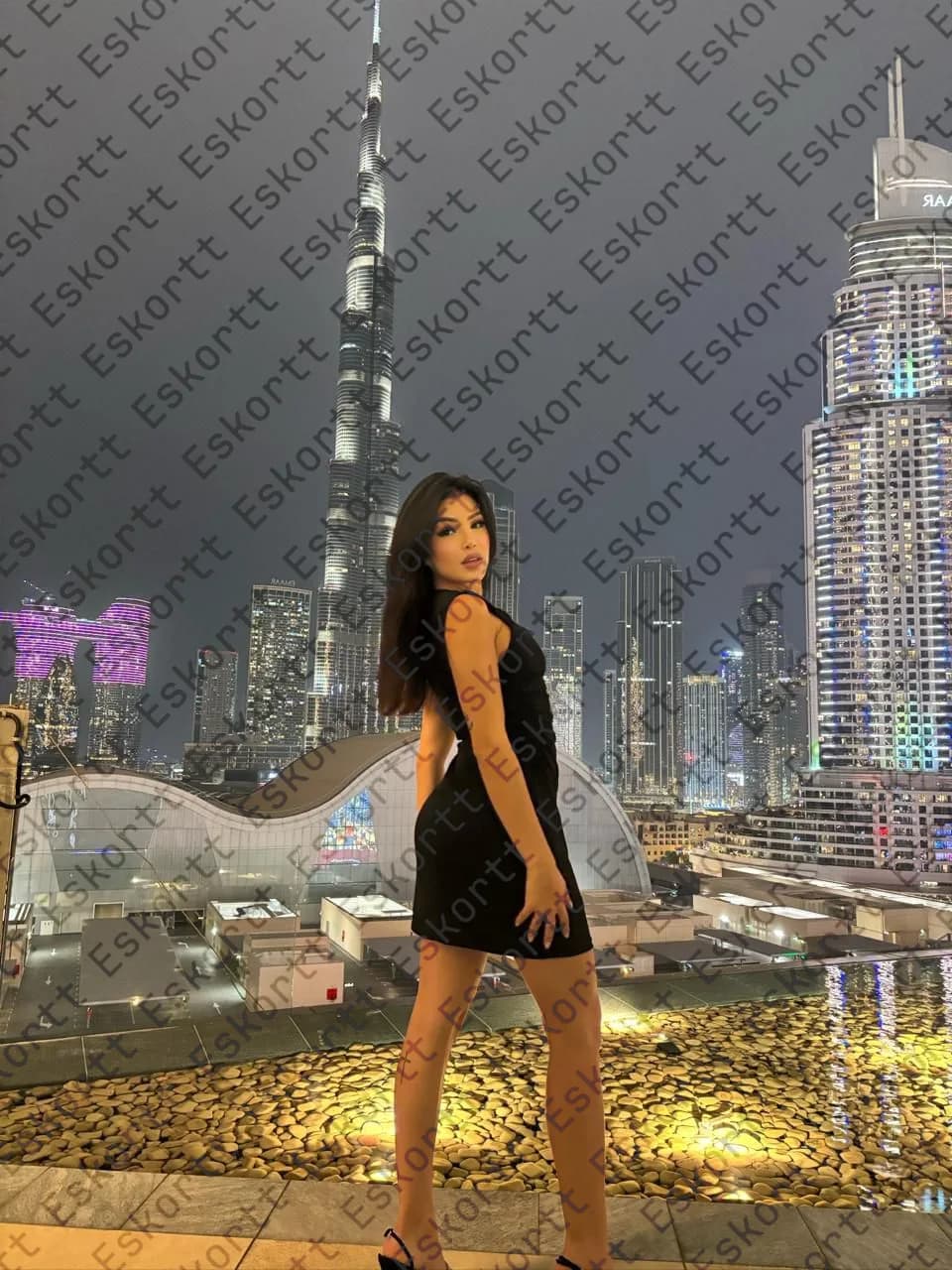 Amalia escort in Moscow
