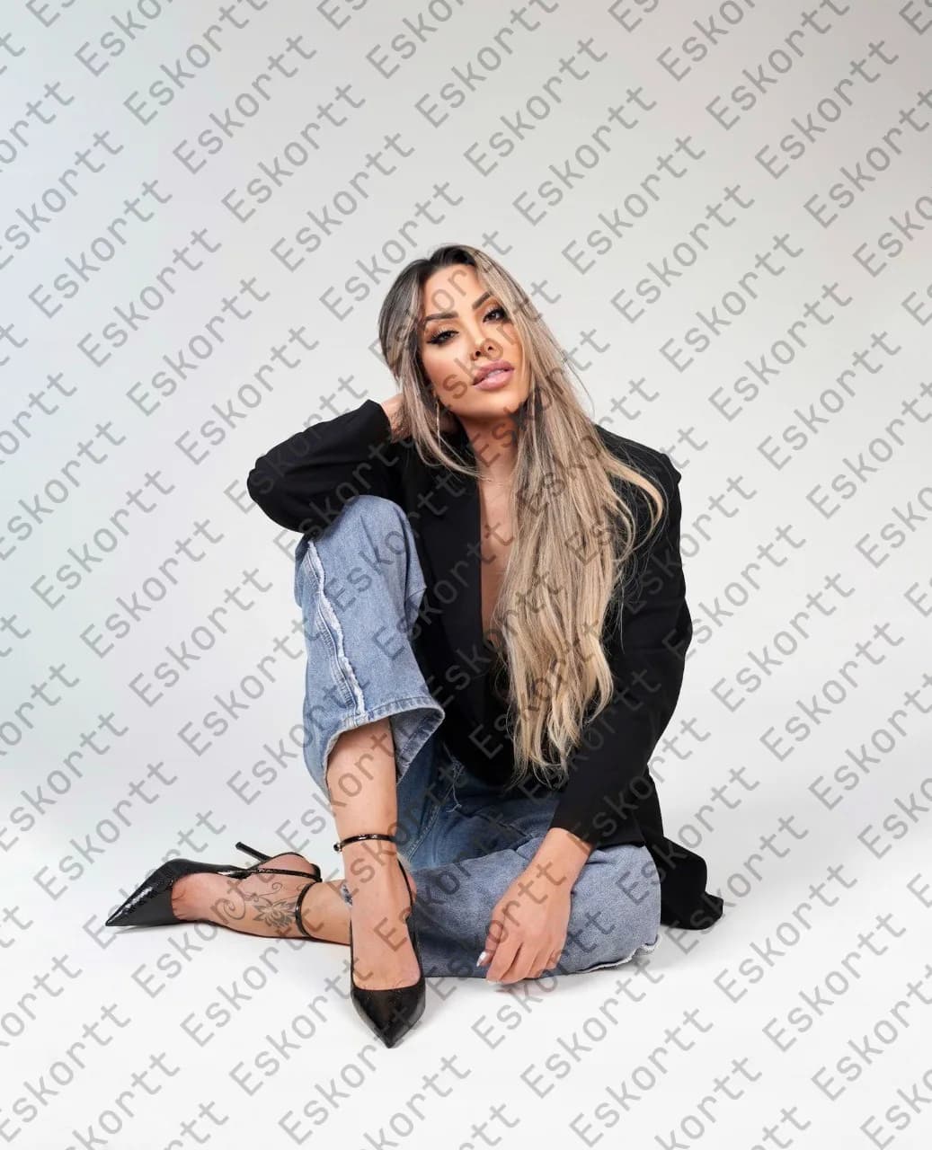 Dana escort in Moscow