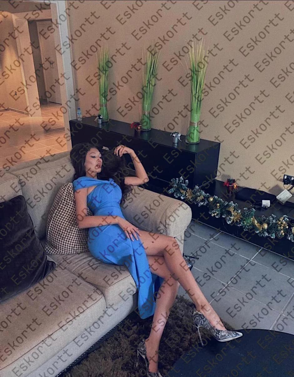 Dominique escort in Moscow