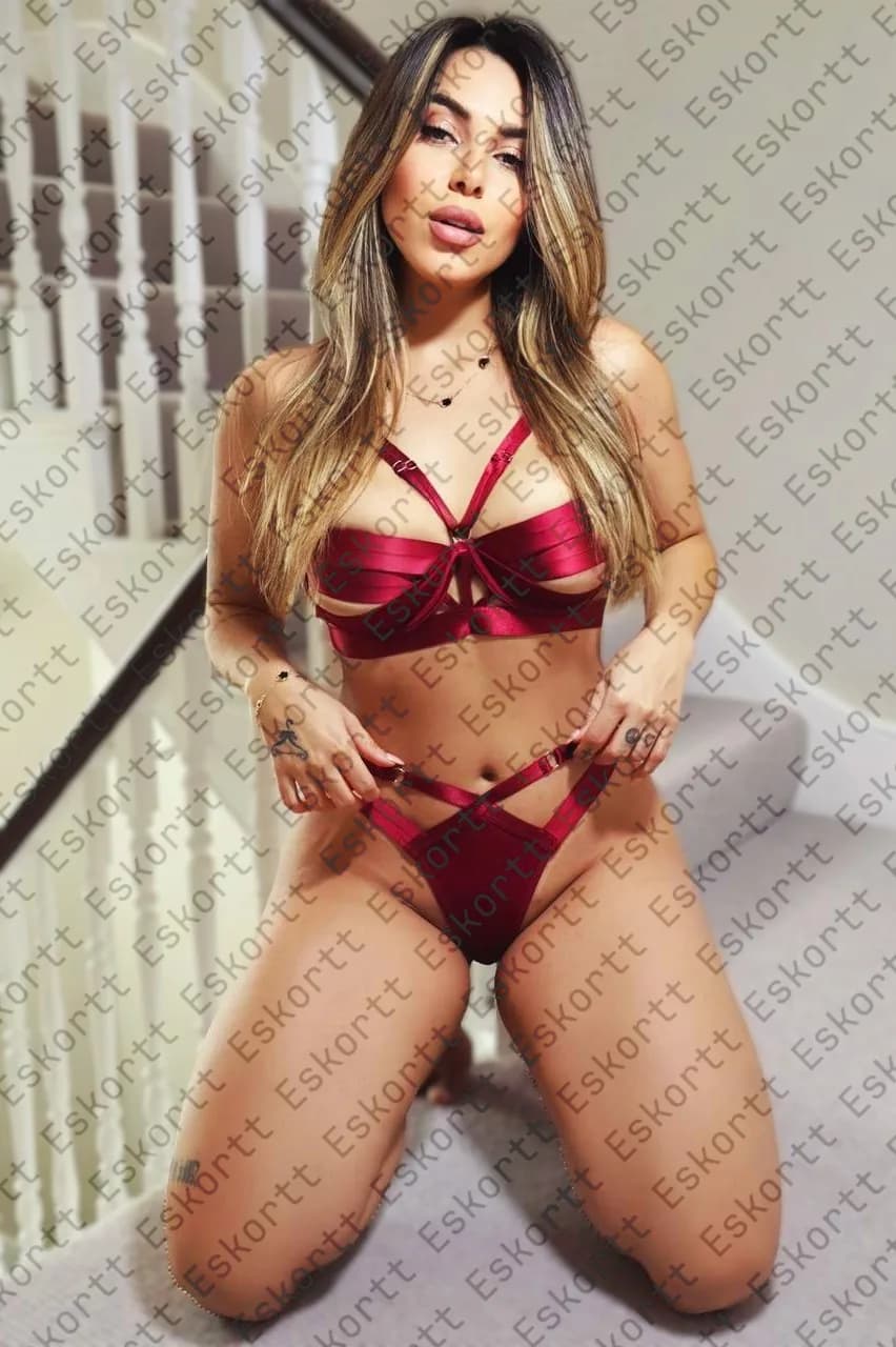 Melina escort in Moscow