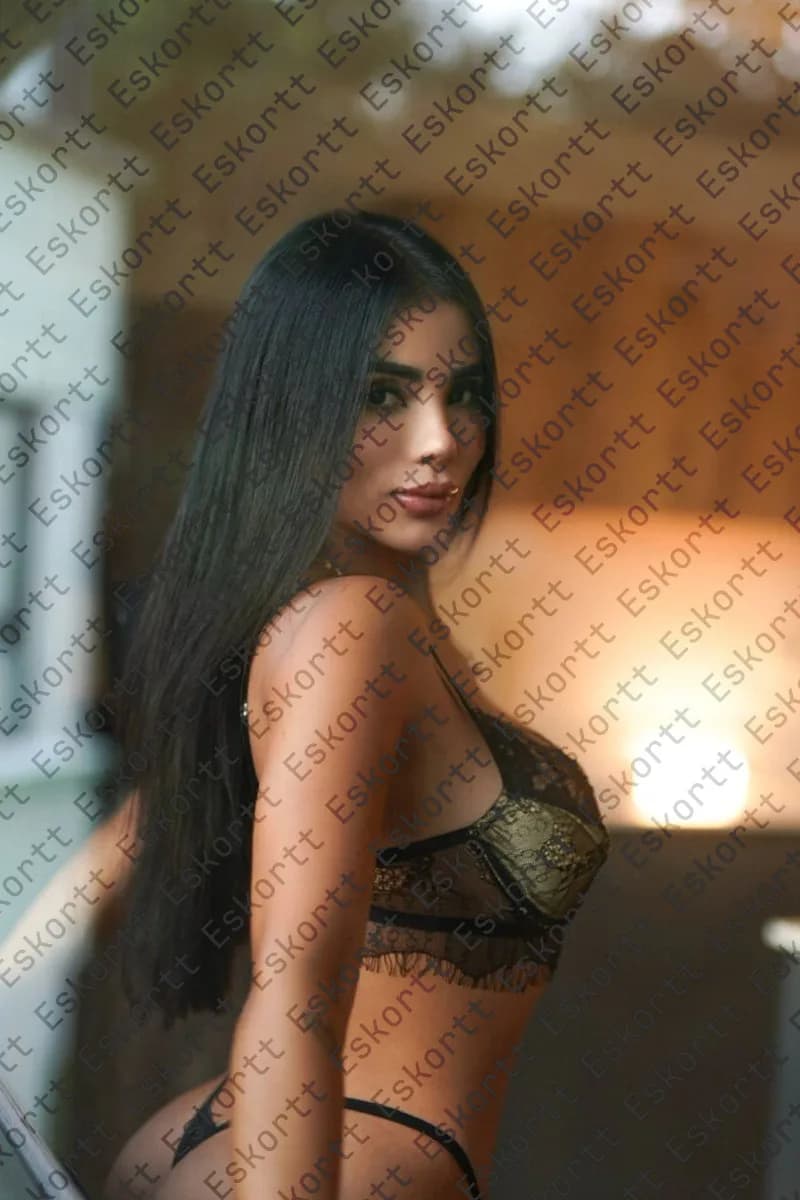 Iliana escort in Moscow