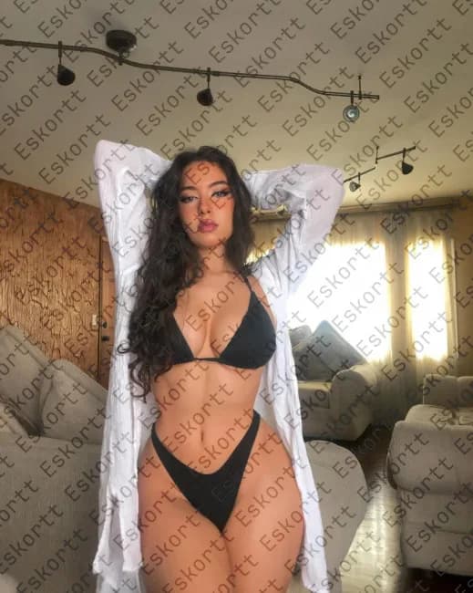 Madilyn escort in Moscow