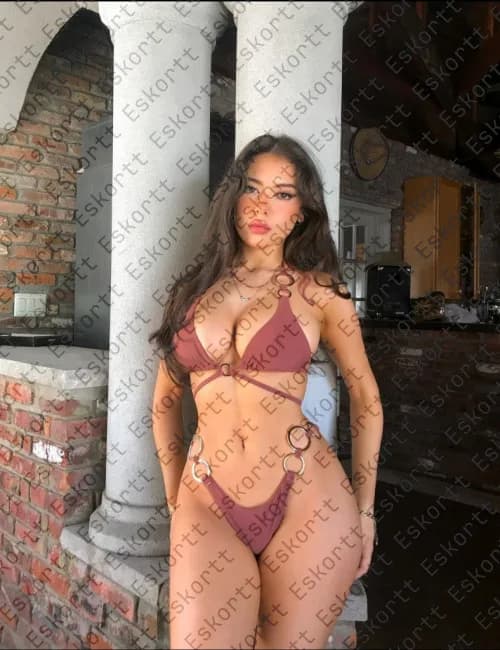 Madilyn escort in Moscow