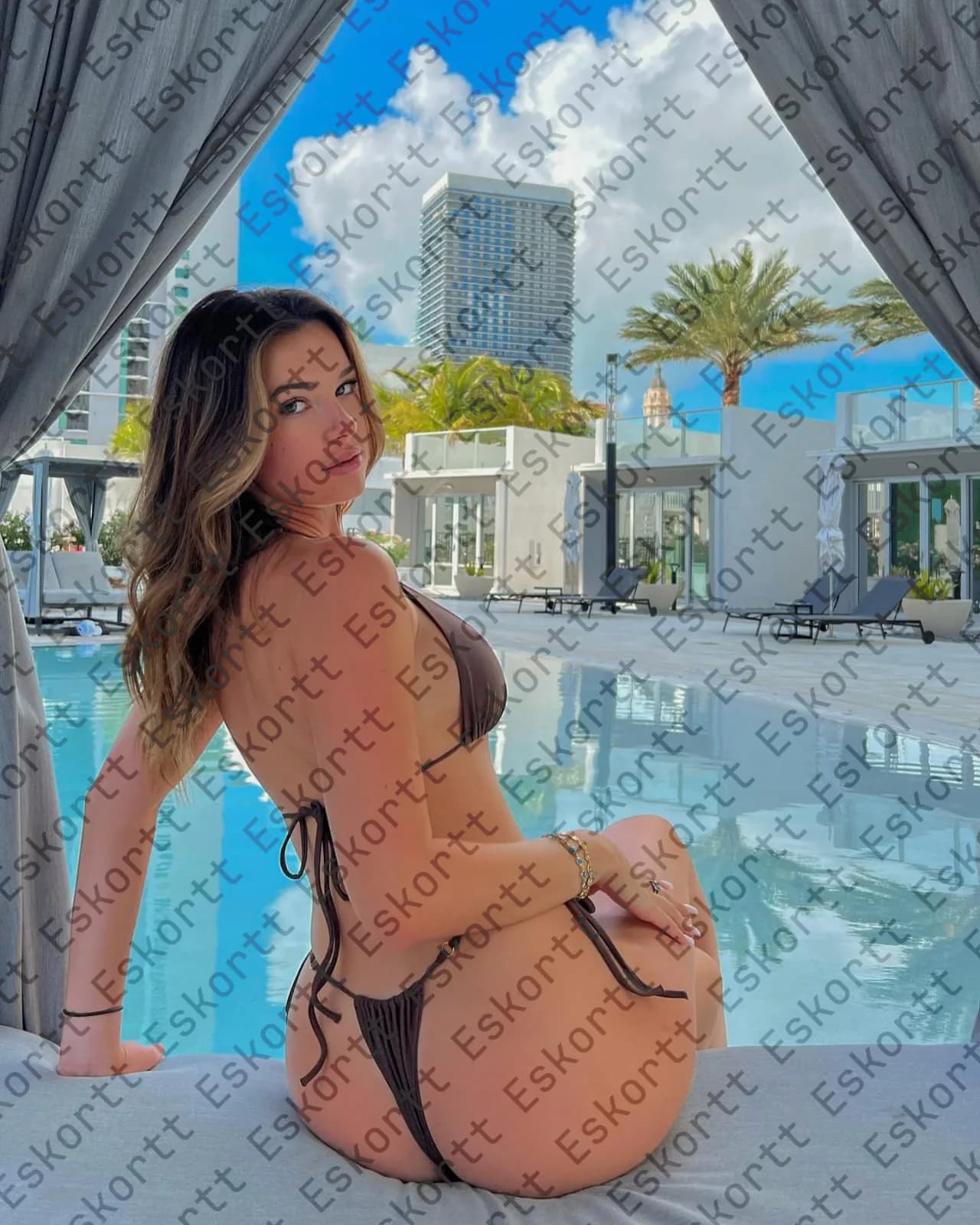 Magnolia escort in Moscow