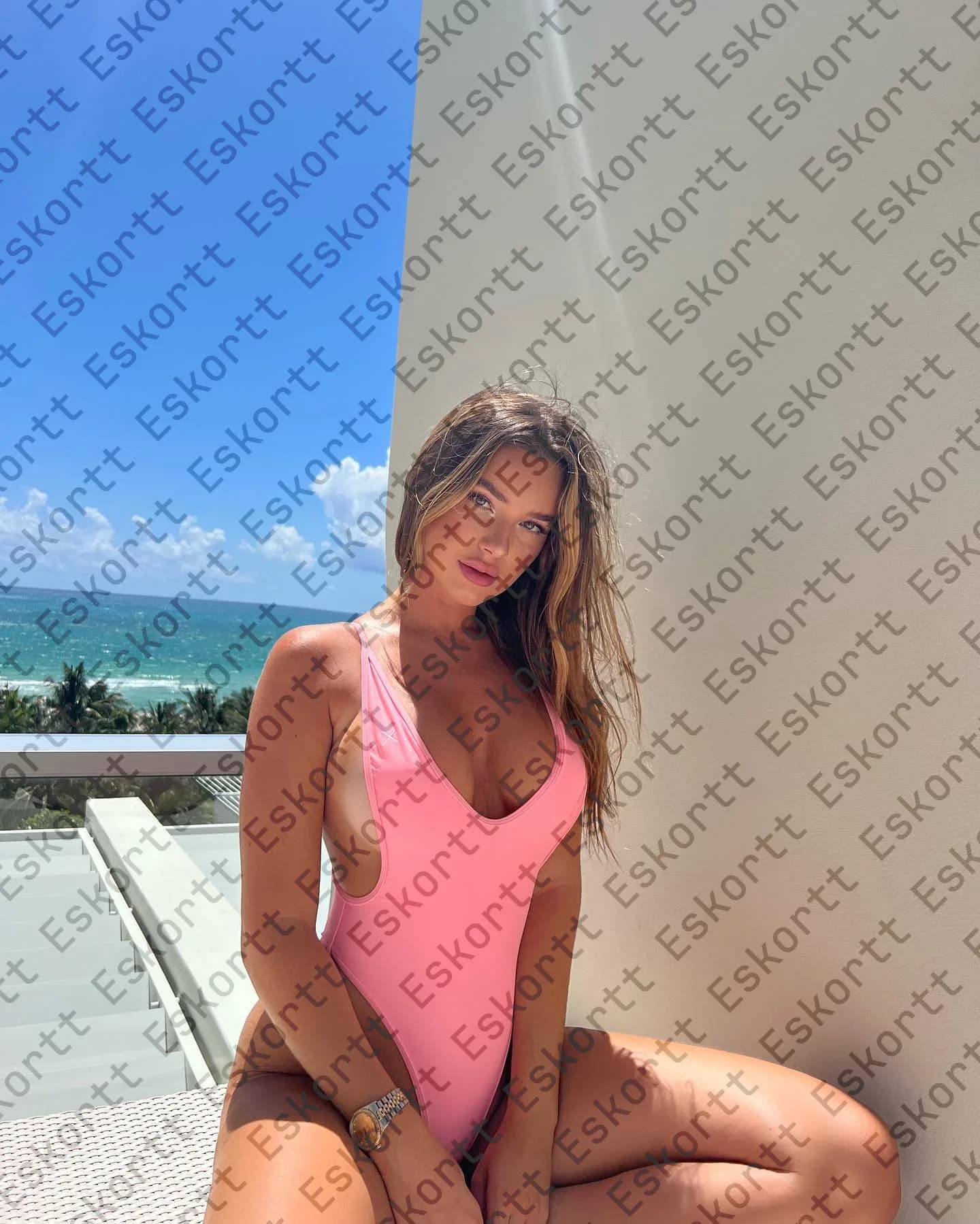 Magnolia escort in Moscow