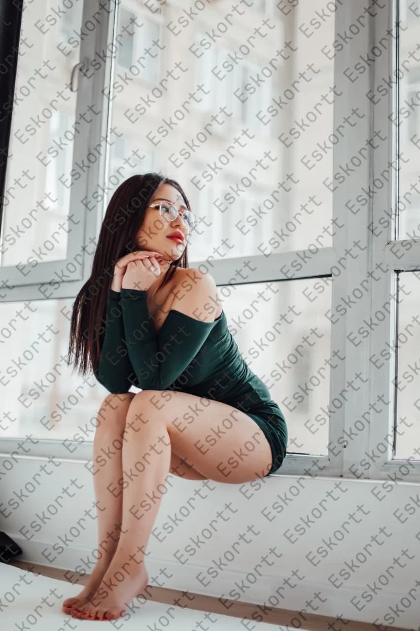 Lisa escort in Moscow