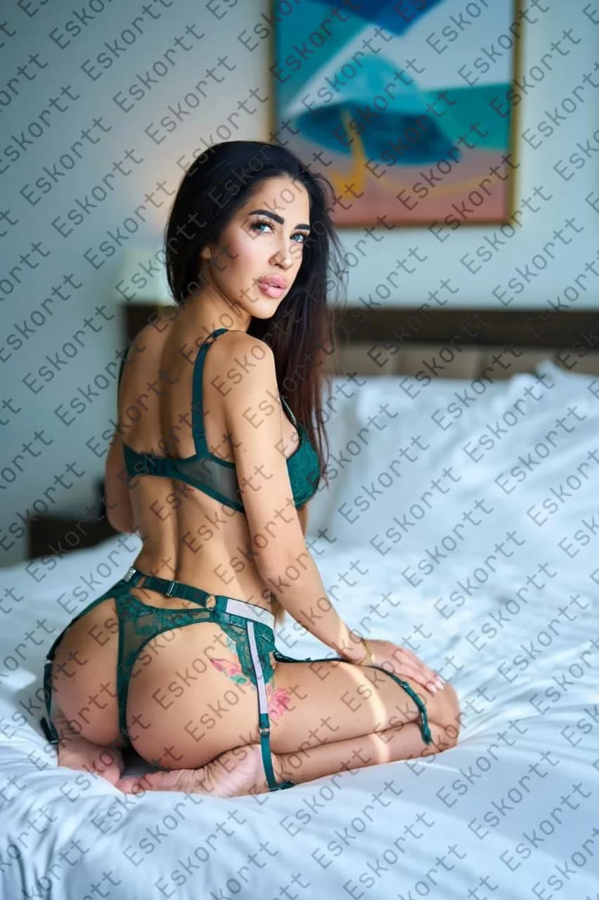 Cassandra escort in Moscow