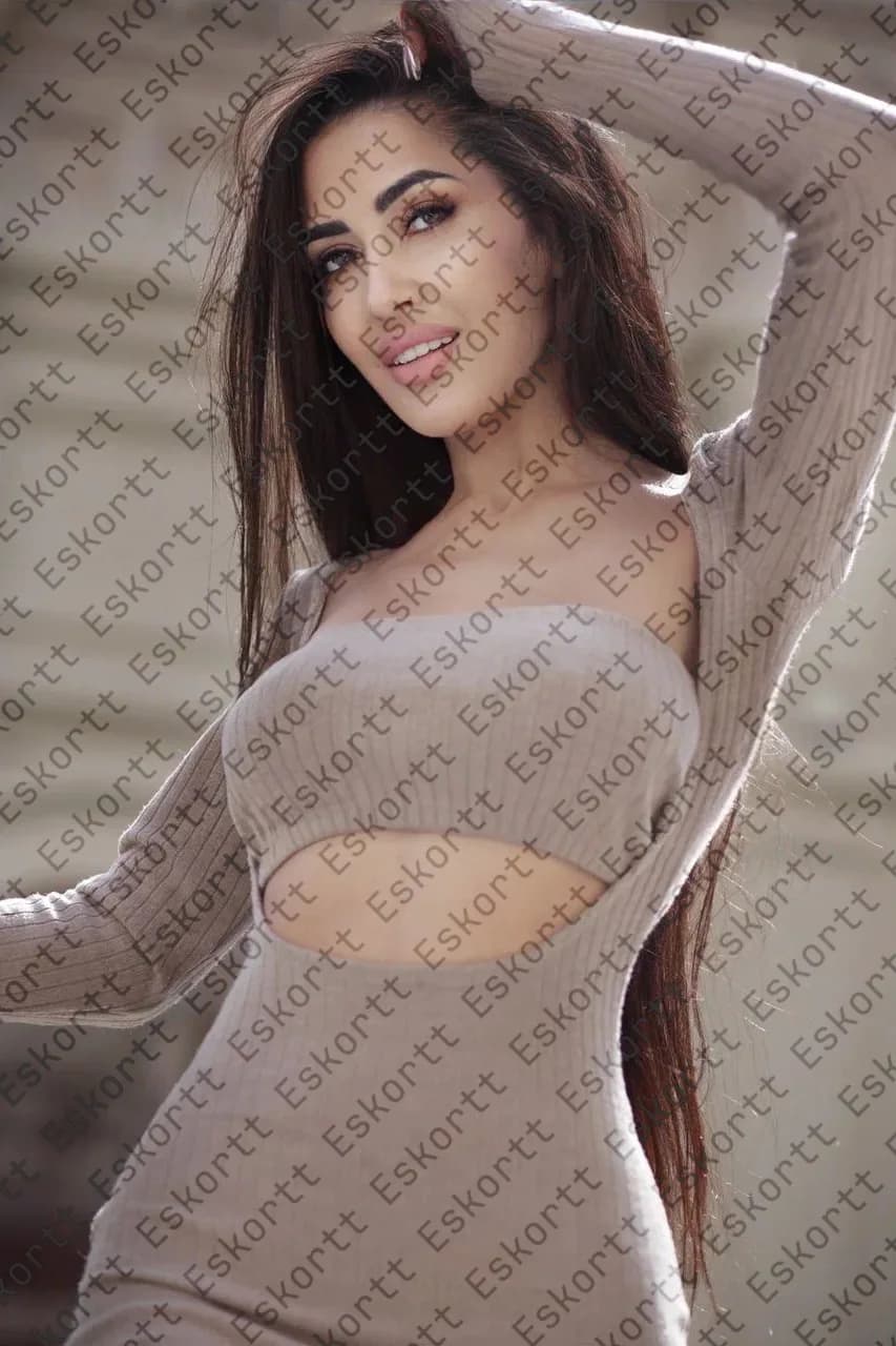 Cassandra escort in Moscow