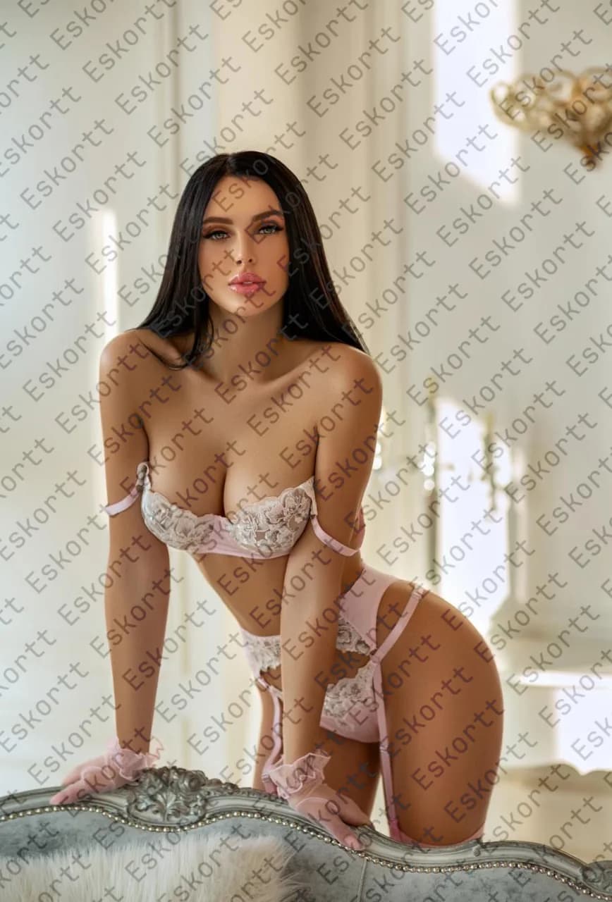 Vitalina escort in Moscow