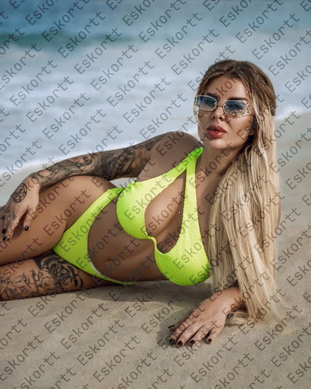 Mila escort in Moscow