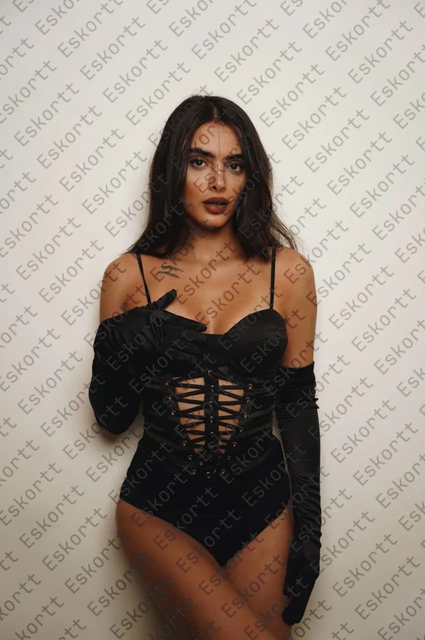 Ava escort in Moscow