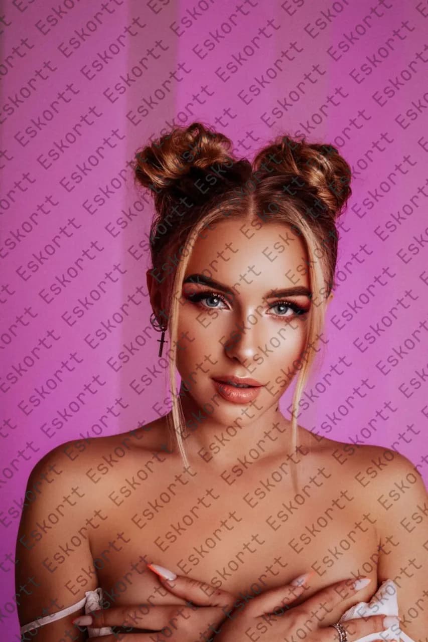 Candy escort in Moscow